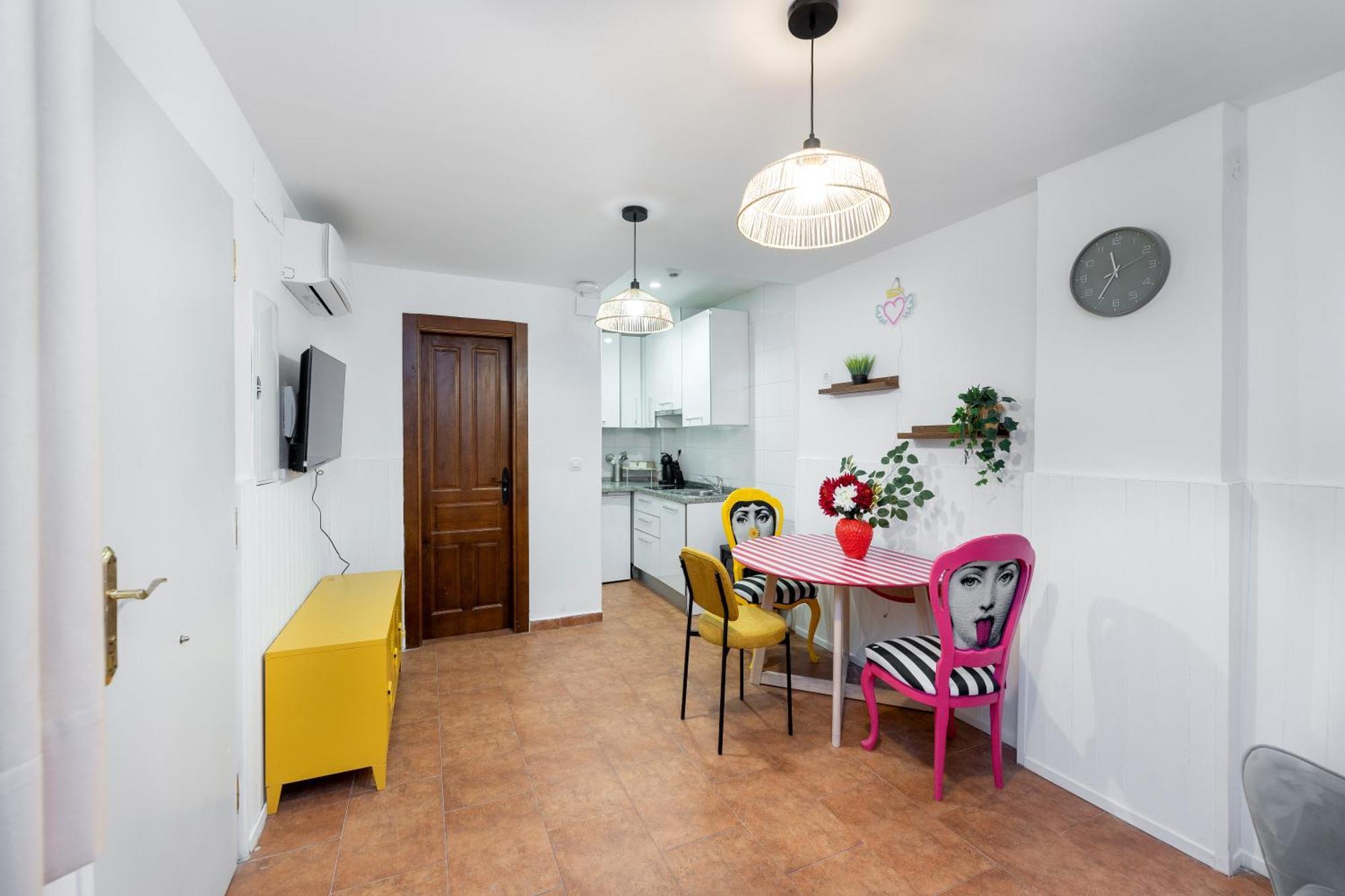Apartamentos - Pinksparrow - Granada Bilik gambar