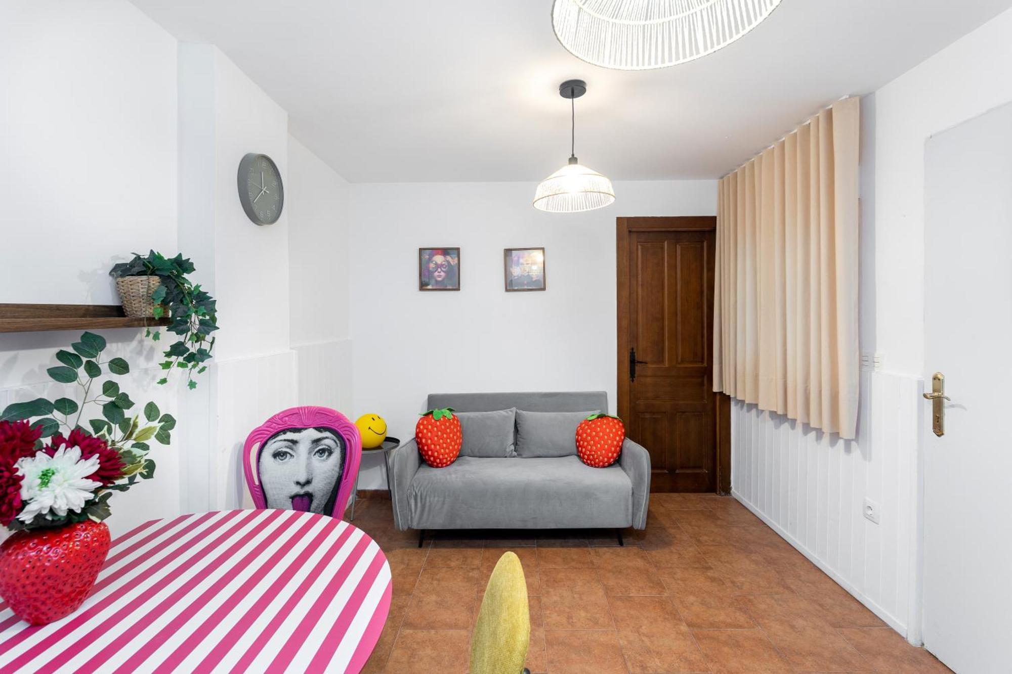 Apartamentos - Pinksparrow - Granada Bilik gambar