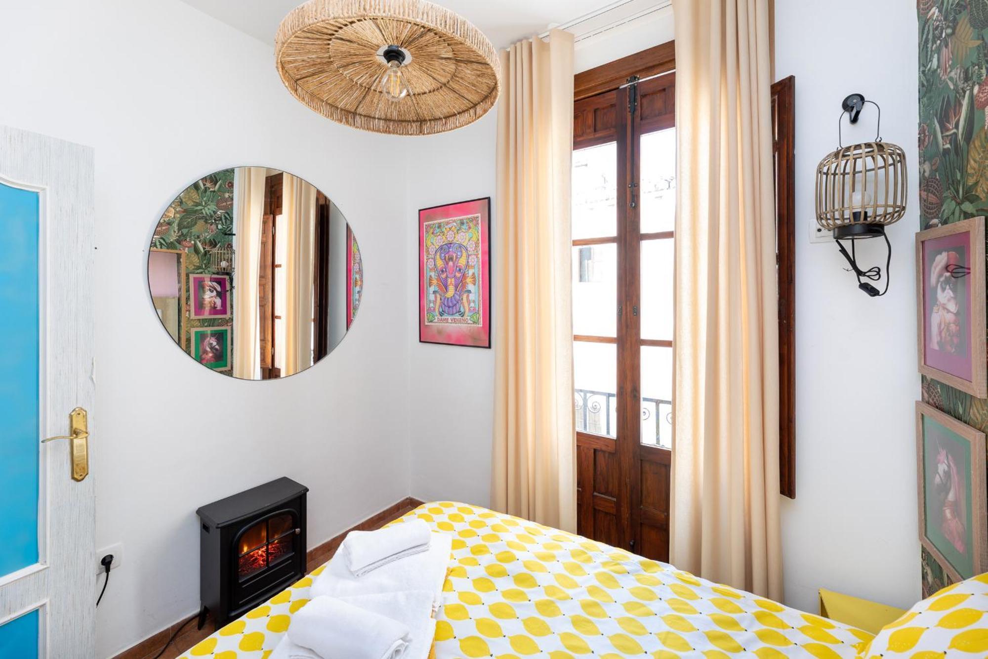 Apartamentos - Pinksparrow - Granada Bilik gambar